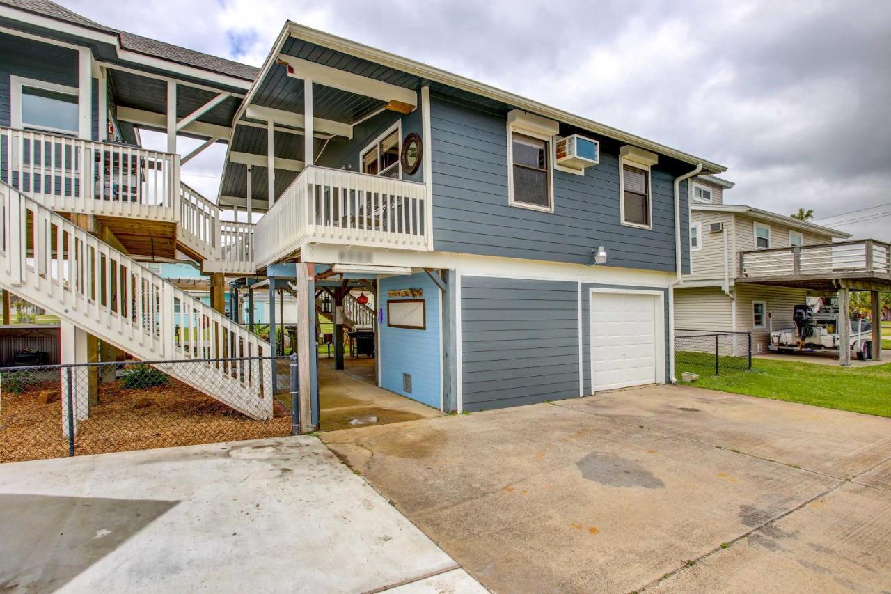 With Shared Hot Tub - Walk To Beach! *