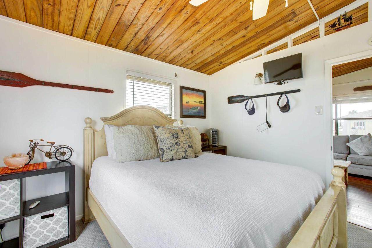 Holiday home With Shared Hot Tub - Walk To Beach!
