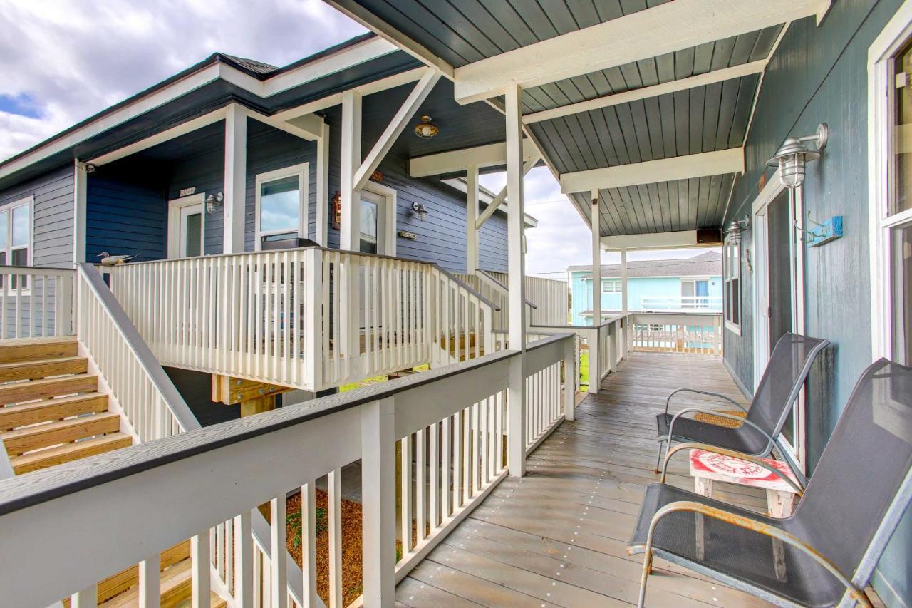 With Shared Hot Tub - Walk To Beach! *