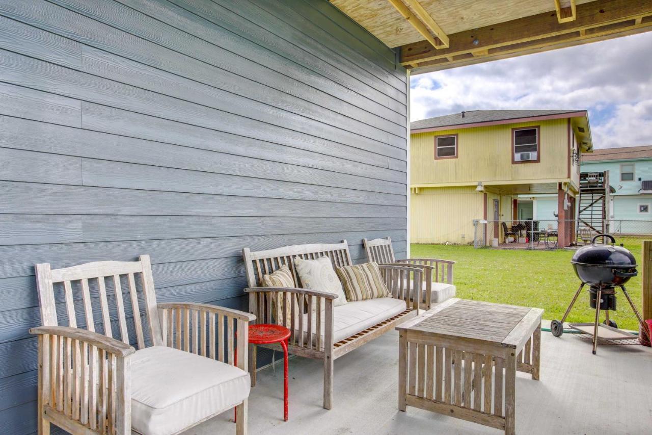 Holiday home With Shared Hot Tub - Walk To Beach!